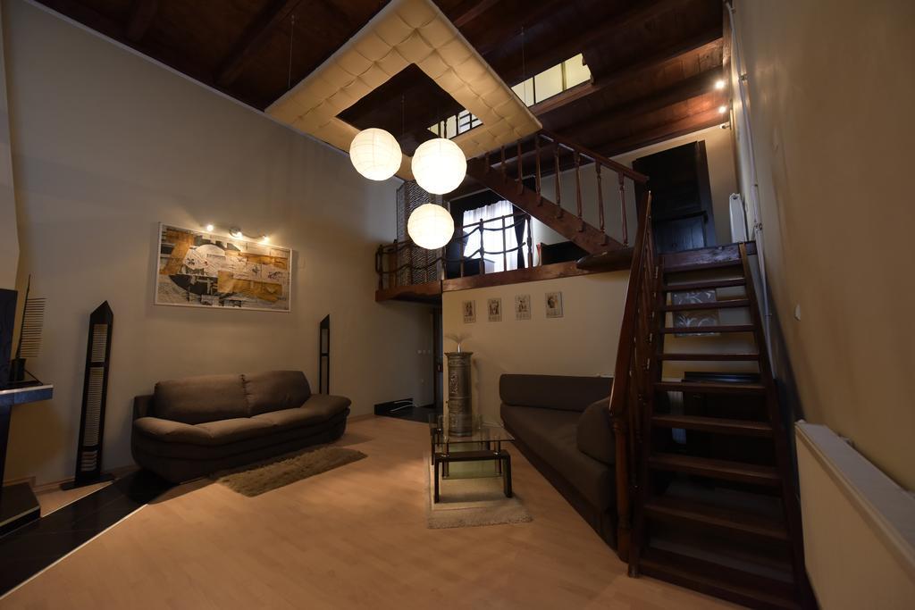 H & V Residence - Split Level Apartment Arad Exterior foto